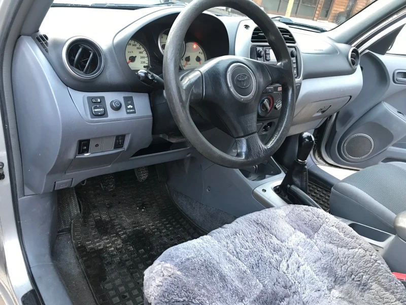 Toyota Rav4 1, 8бен.клима.Уникат., снимка 17 - Автомобили и джипове - 48485820