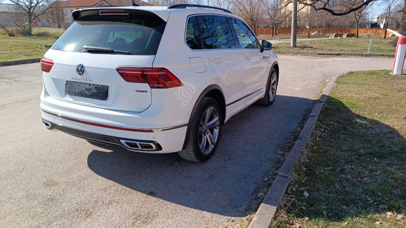 VW Tiguan R Line, снимка 9 - Автомобили и джипове - 49434761