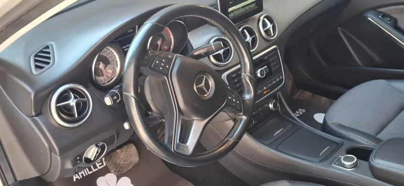 Mercedes-Benz GLA 200 2.2 136 Топ  4matic, снимка 16 - Автомобили и джипове - 51640651