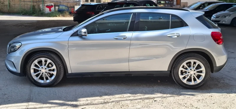 Mercedes-Benz GLA 200 2.2 136 Топ  4matic, снимка 4 - Автомобили и джипове - 51640651