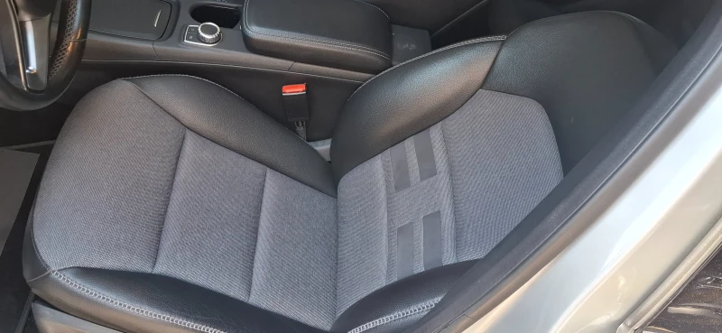 Mercedes-Benz GLA 200 2.2 136 Топ  4matic, снимка 15 - Автомобили и джипове - 51640651