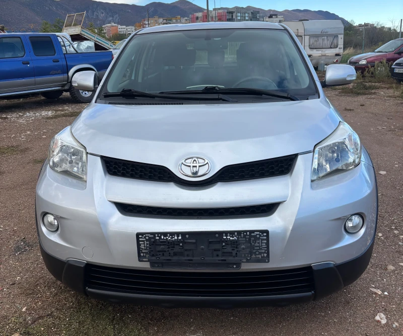 Toyota Urban Cruiser 1.3i, снимка 3 - Автомобили и джипове - 52212961