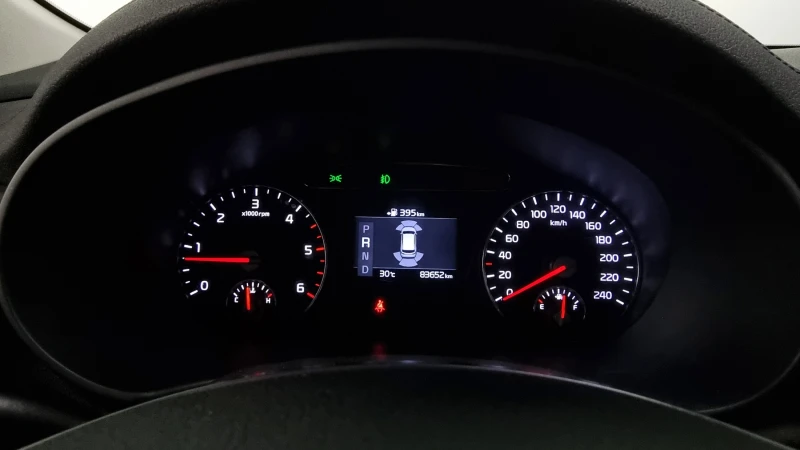 Kia Sorento 4x4 / NOBLESSE / ПЪЛНА СЕРВИЗНА ИСТОРИЯ !!!, снимка 13 - Автомобили и джипове - 52617635