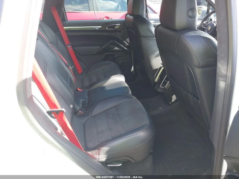 Porsche Cayenne GTS / ПОДГРЕВИ / BOSE , снимка 9 - Автомобили и джипове - 52624711