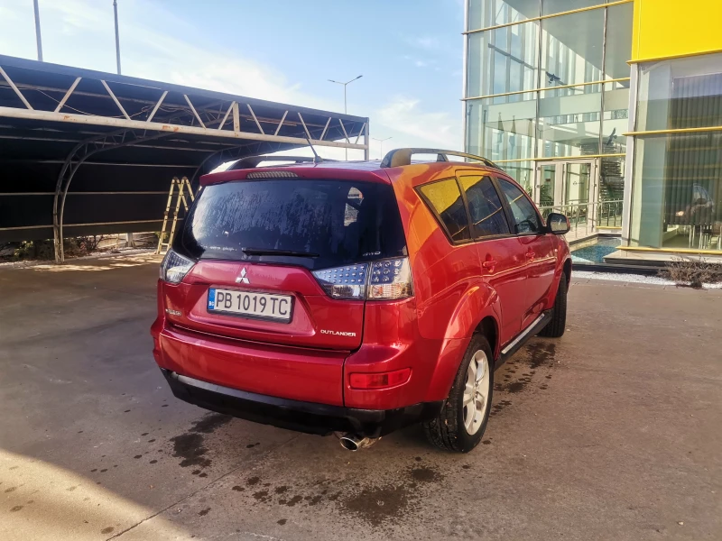 Mitsubishi Outlander, снимка 3 - Автомобили и джипове - 52865111