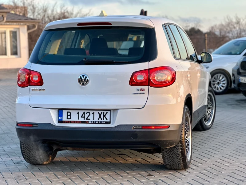 VW Tiguan, снимка 6 - Автомобили и джипове - 53264297