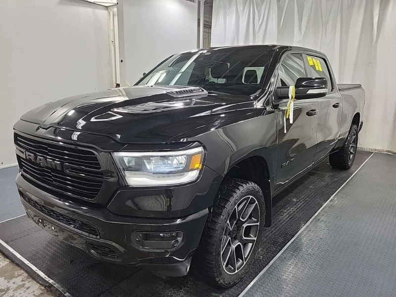 Dodge RAM 1500 5.7 Hemi * SPORT CREW CAB STD BED * CARFAX * 