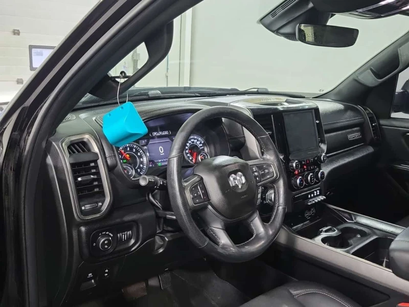 Dodge RAM 1500 5.7 Hemi * SPORT CREW CAB STD BED * CARFAX * , снимка 7 - Автомобили и джипове - 53539570