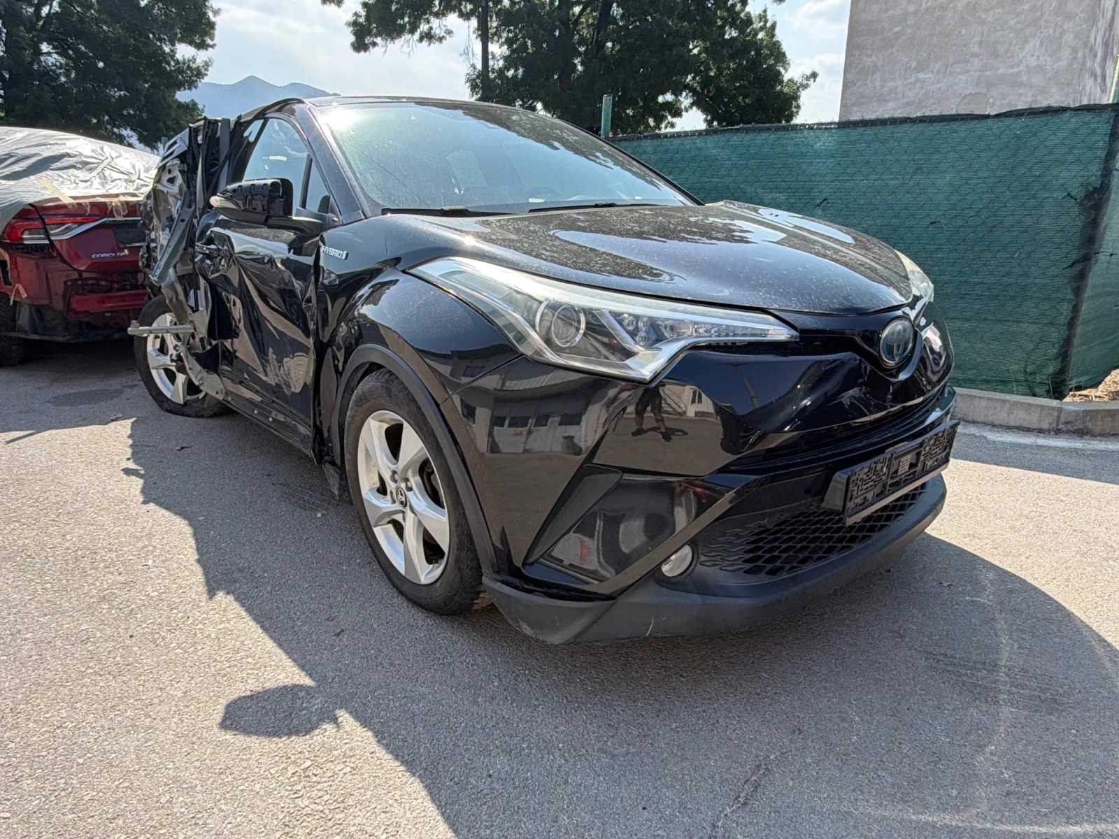 Toyota C-HR 1.8-2.0-Хибрид , снимка 2 - Автомобили и джипове - 55934049