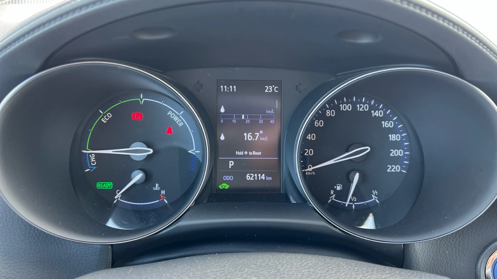 Toyota C-HR 2.0 HSD CLUB BiTone - изображение 9