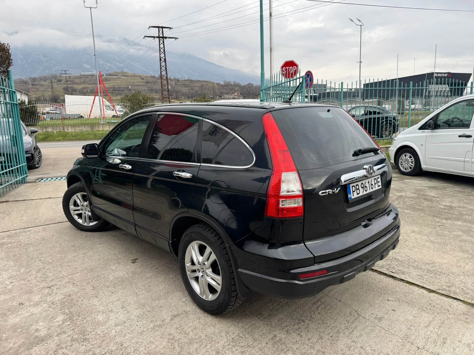 Honda Cr-v 2.2 i-DTEC* Автоматик - изображение 7