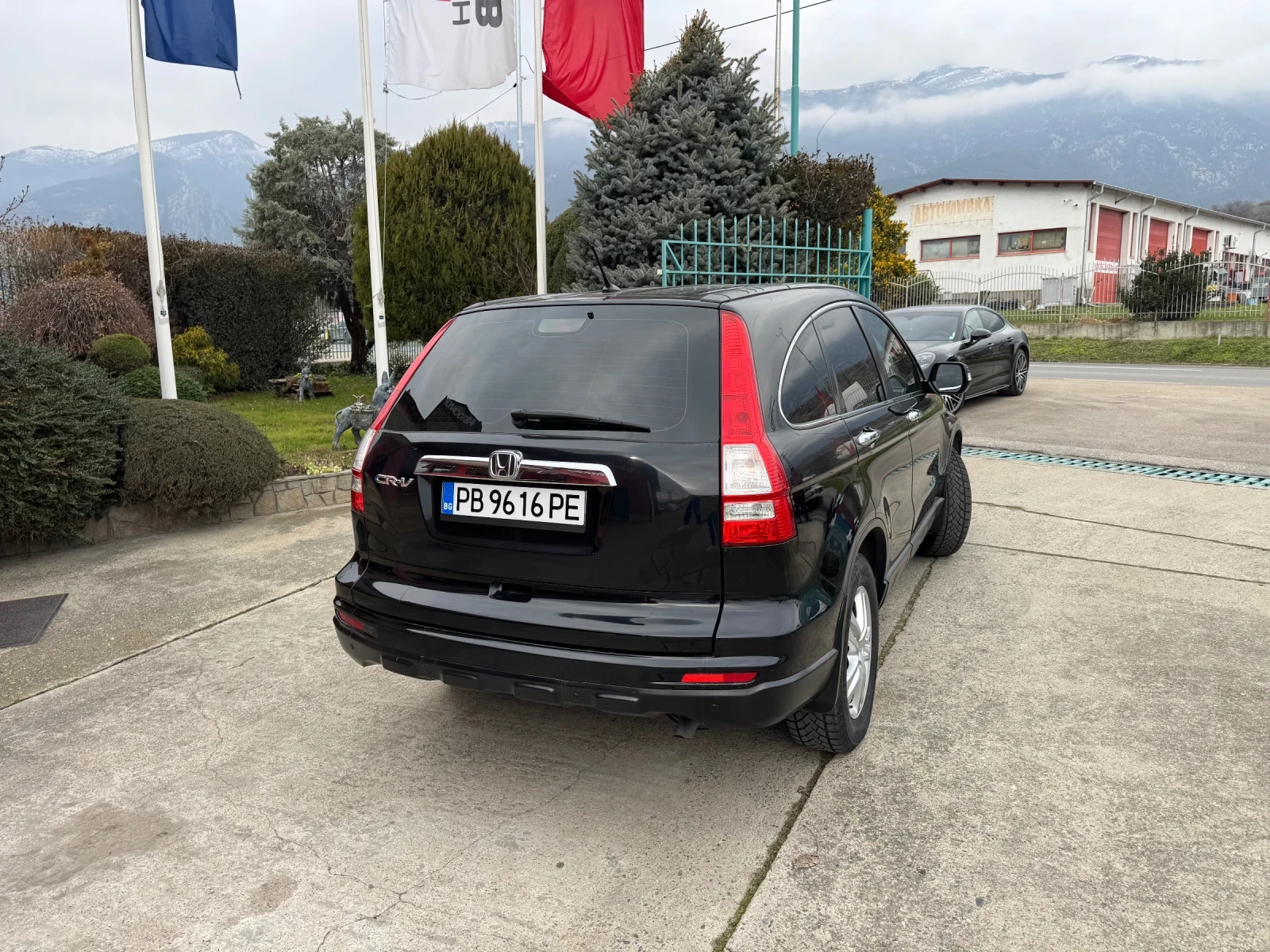 Honda Cr-v 2.2 i-DTEC* Автоматик - изображение 8