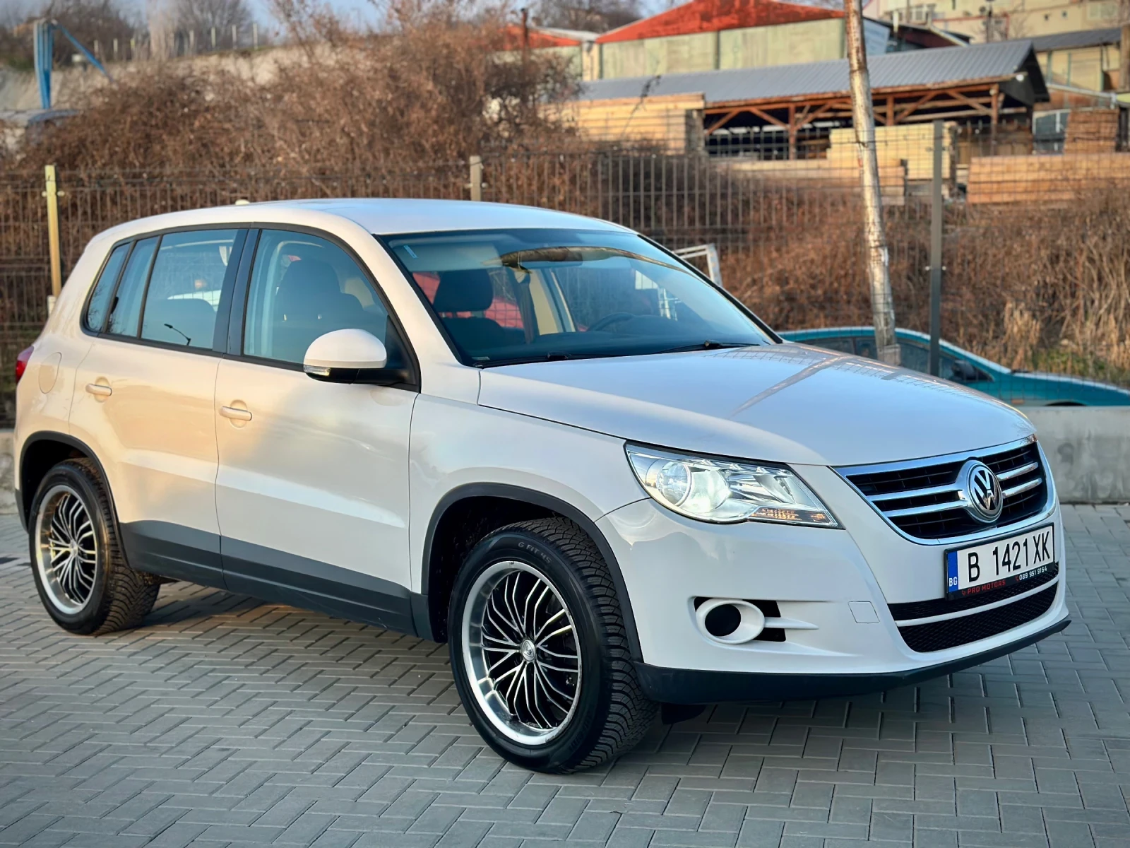 VW Tiguan  - изображение 2