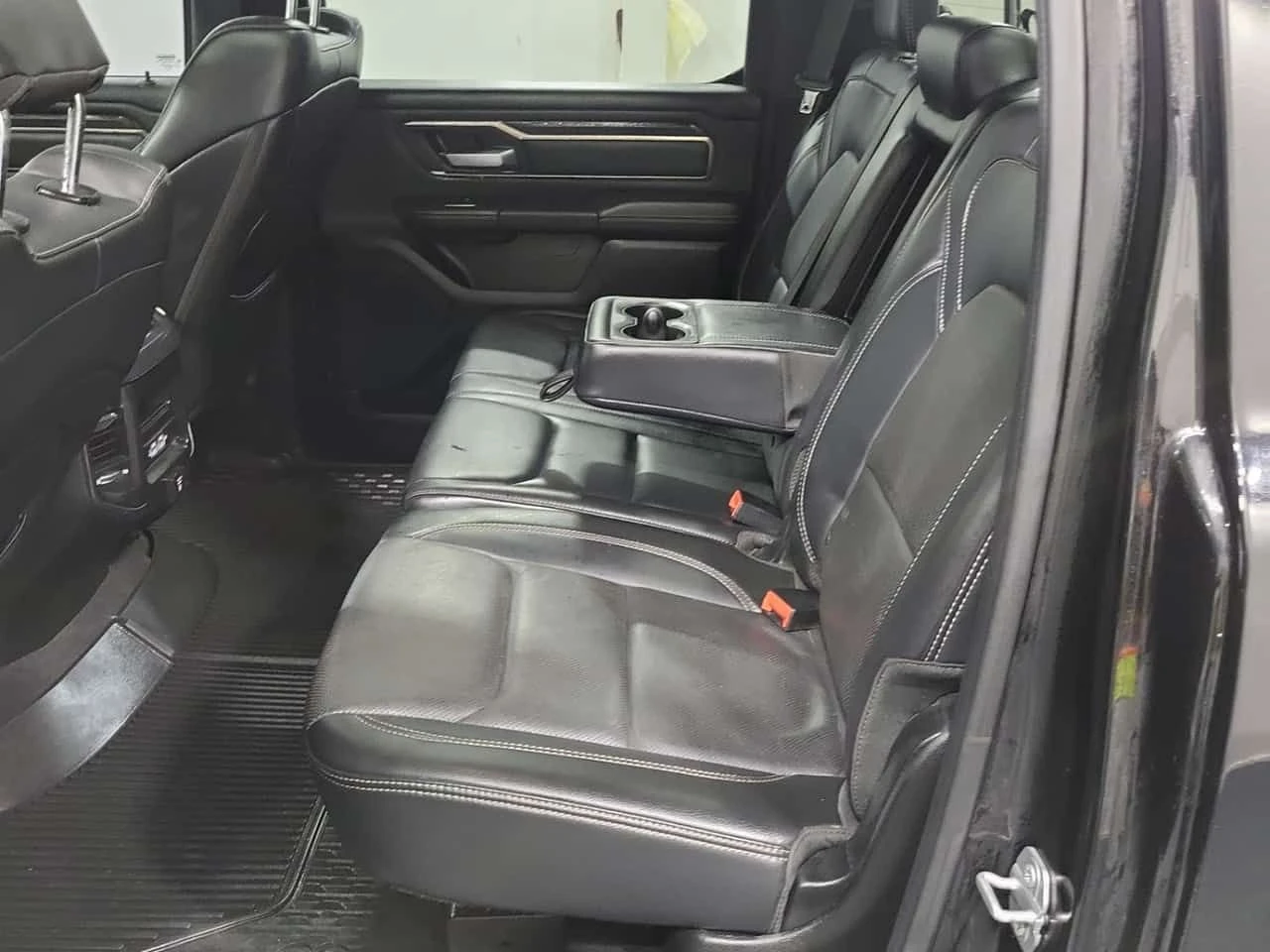 Dodge RAM 1500 5.7 Hemi * SPORT CREW CAB STD BED * CARFAX *  | Mobile.bg � ����������� 11