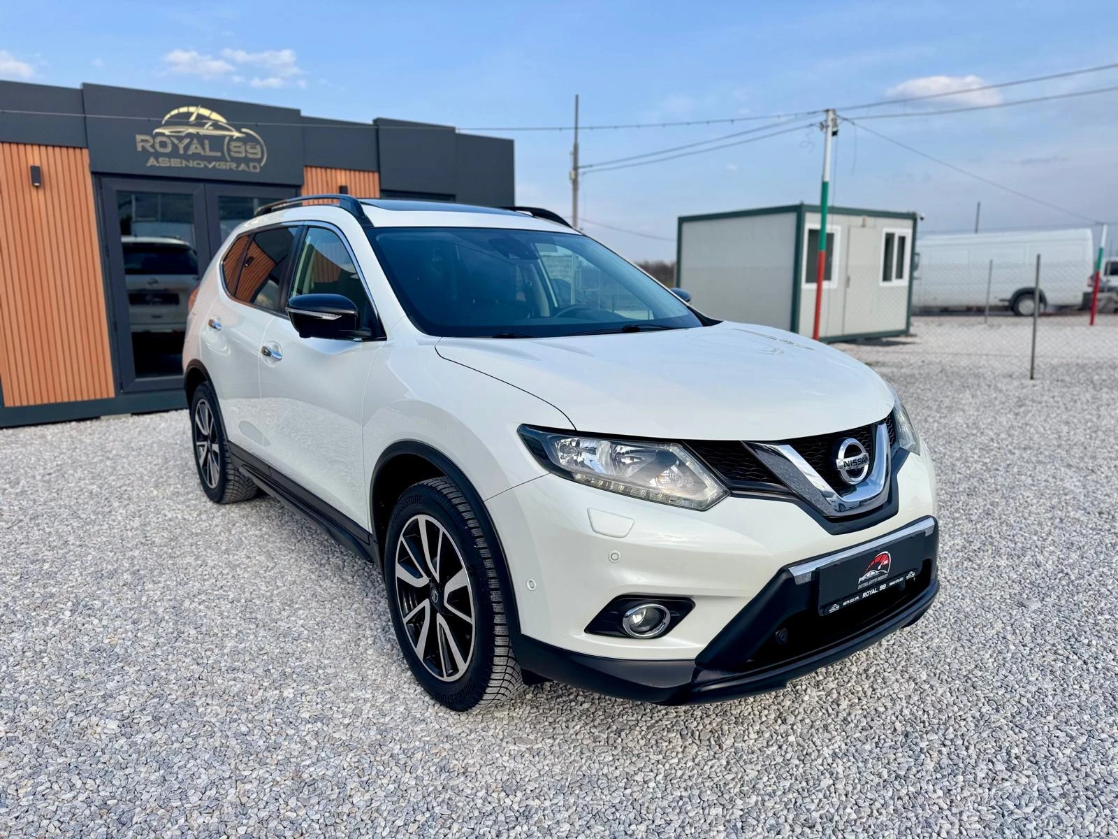 Nissan X-trail ::ACENTA::KEYLESS::PANORAMA::1 Собственик, снимка 3 - Автомобили и джипове - 53891760