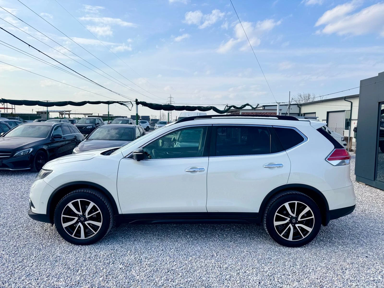 Nissan X-trail ::ACENTA::KEYLESS::PANORAMA::1 Собственик, снимка 5 - Автомобили и джипове - 53891760