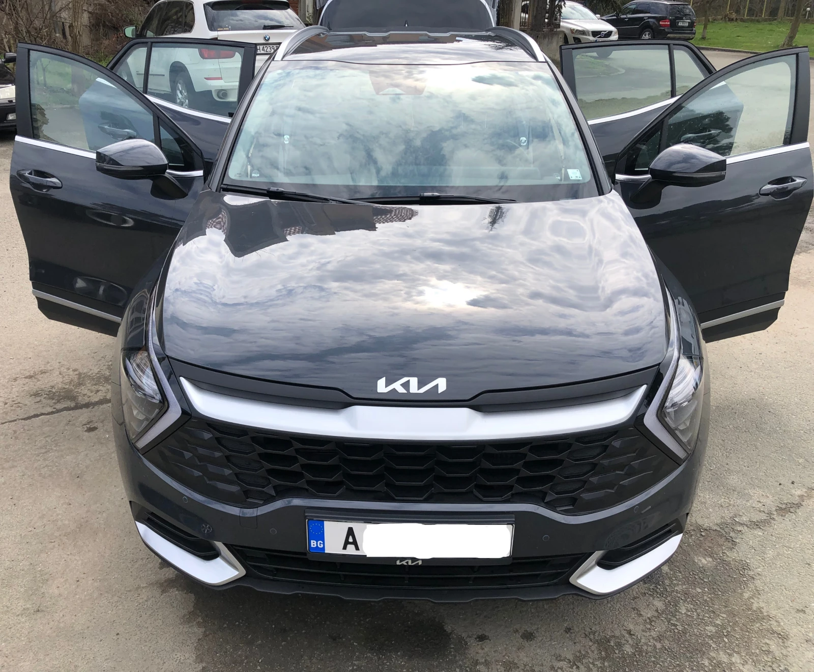 Kia Sportage 1.6D MHEV, снимка 2 - Автомобили и джипове - 54045395