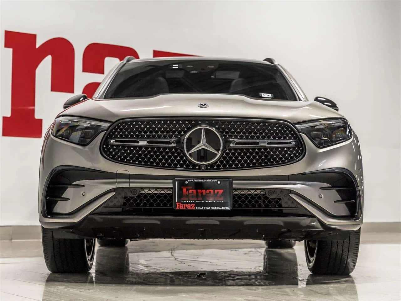 Mercedes-Benz GLC 300 AMG NIGHT BURMESTER 4MATIC  CARFAX, снимка 3 - Автомобили и джипове - 54159589
