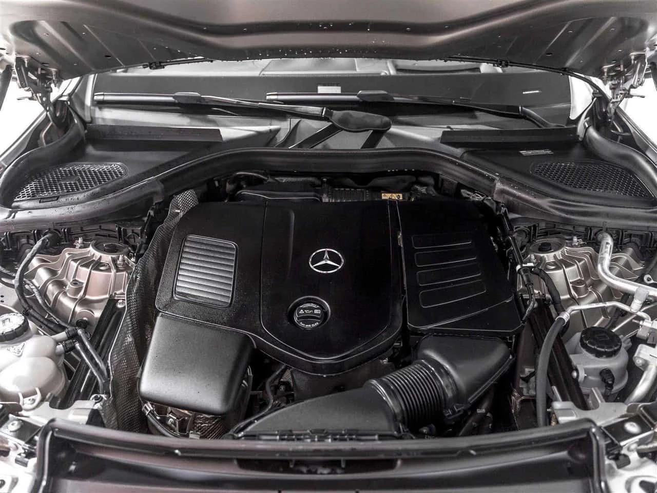 Mercedes-Benz GLC 300 AMG NIGHT BURMESTER 4MATIC  CARFAX, снимка 15 - Автомобили и джипове - 54159589