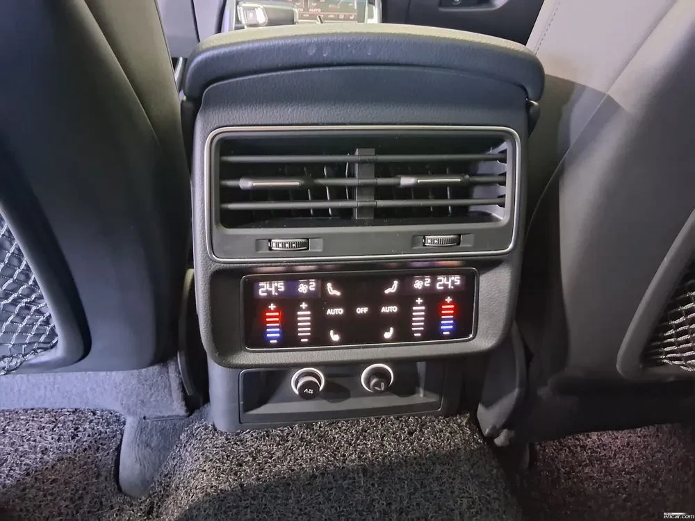 Audi Q7 MATRIX* DISTRONIK* PANO* ОБДУХ* КРАЙНА ЦЕНА, снимка 13 - Автомобили и джипове - 54171771