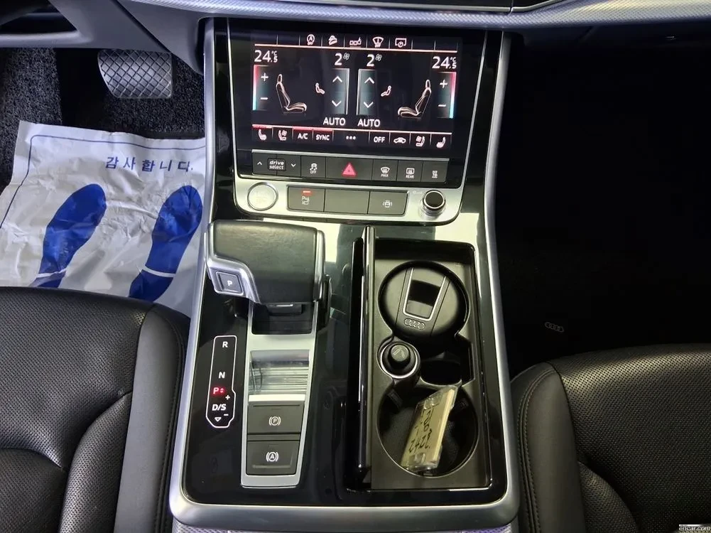 Audi Q7 MATRIX* DISTRONIK* PANO* ОБДУХ* КРАЙНА ЦЕНА, снимка 8 - Автомобили и джипове - 54171771