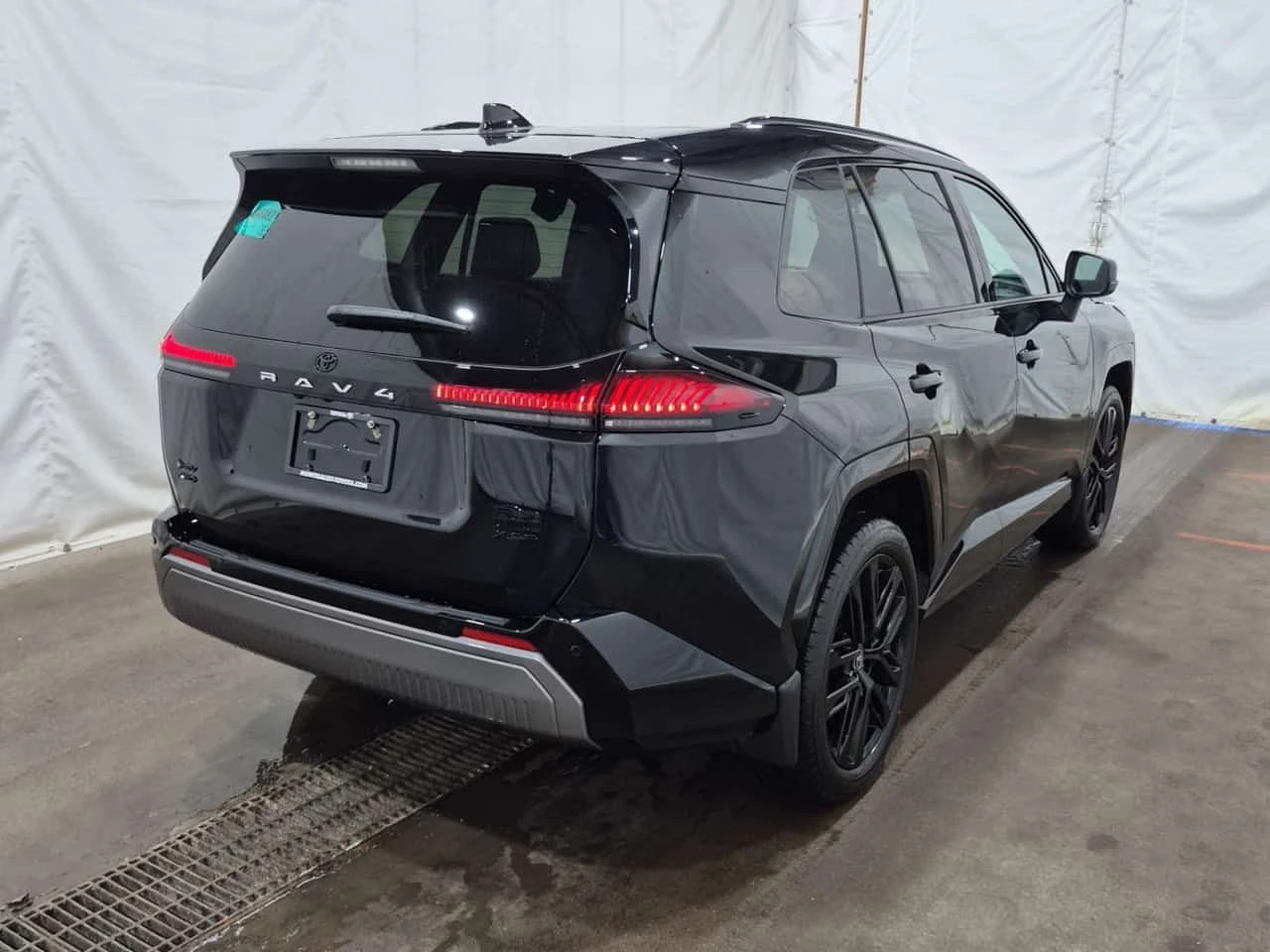 Toyota Rav4 XSE| ШИБИДАХ| 2 КЛЮЧА| CARFAX, снимка 4 - Автомобили и джипове - 54454145