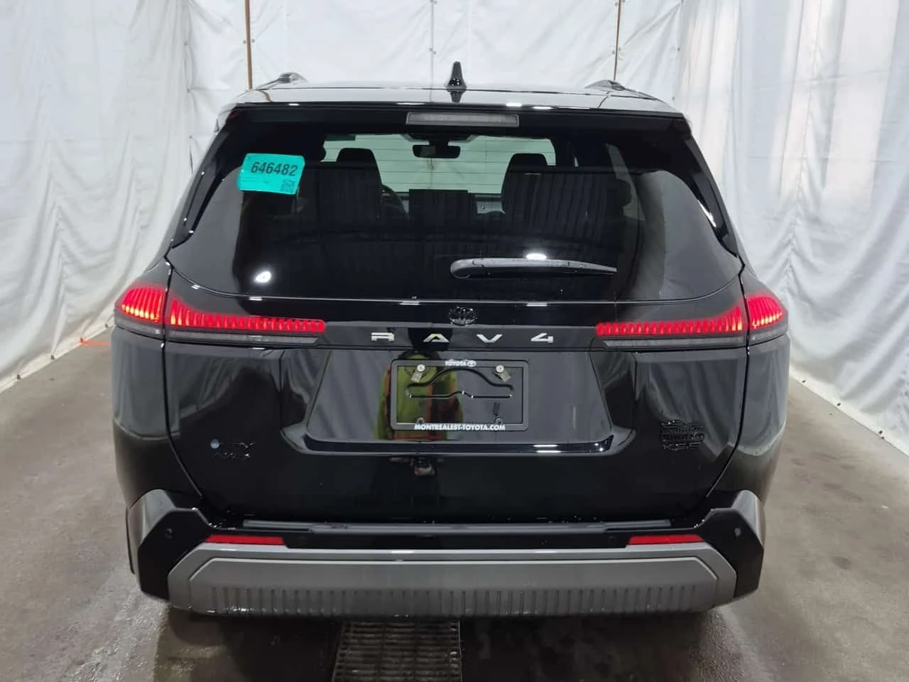 Toyota Rav4 XSE| ШИБИДАХ| 2 КЛЮЧА| CARFAX, снимка 5 - Автомобили и джипове - 54454145