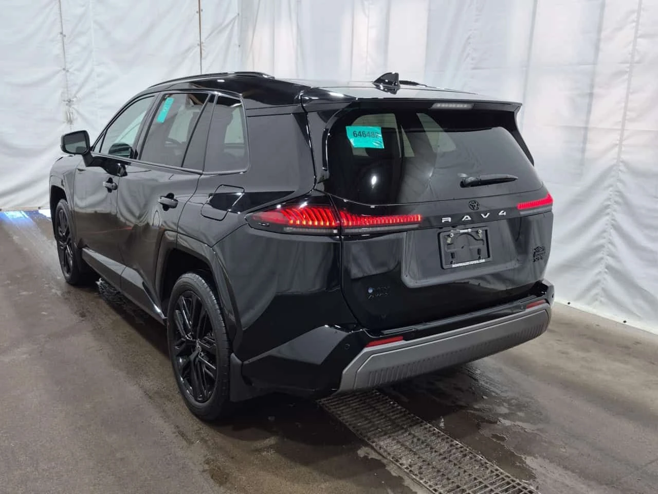 Toyota Rav4 XSE| ШИБИДАХ| 2 КЛЮЧА| CARFAX, снимка 6 - Автомобили и джипове - 54454145