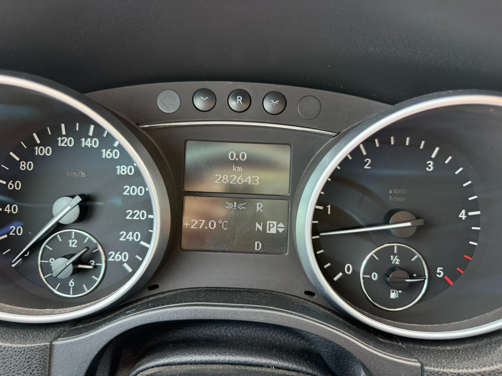 Mercedes-Benz ML 420 4.2CDI 4 Matik, снимка 13 - Автомобили и джипове - 54944618