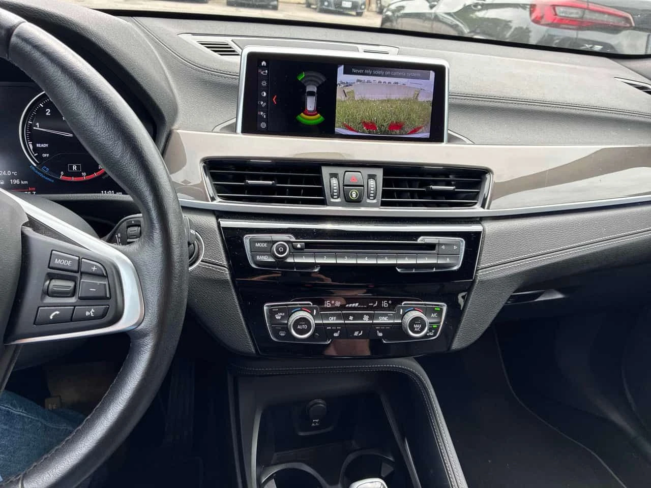 BMW X1 xDrive28i| PANO| ПОДГРЕВИ| ПАМЕТ| , снимка 9 - Автомобили и джипове - 55047394
