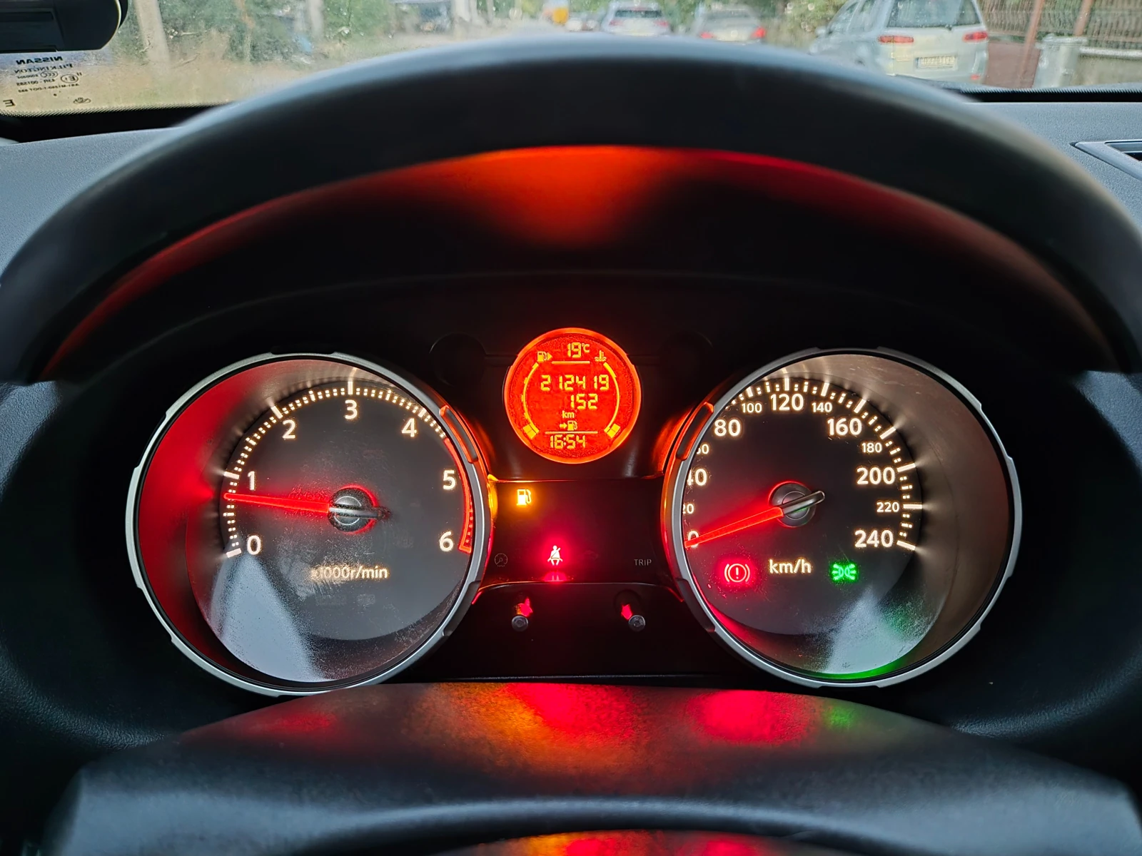 Nissan Qashqai 1.5 DCI Германия Нави Кожа Панорама Ксенон Keyless, снимка 15 - Автомобили и джипове - 55533644