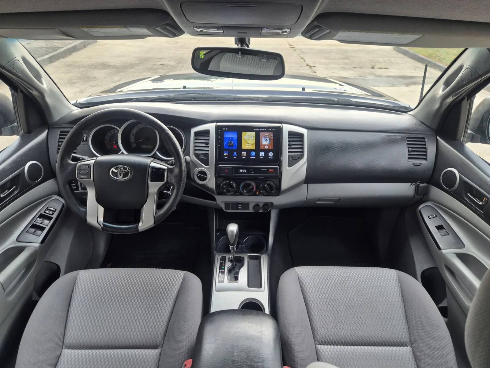 Toyota Hilux 4.0 V6 VTTI Double cab, снимка 9 - Автомобили и джипове - 55657713