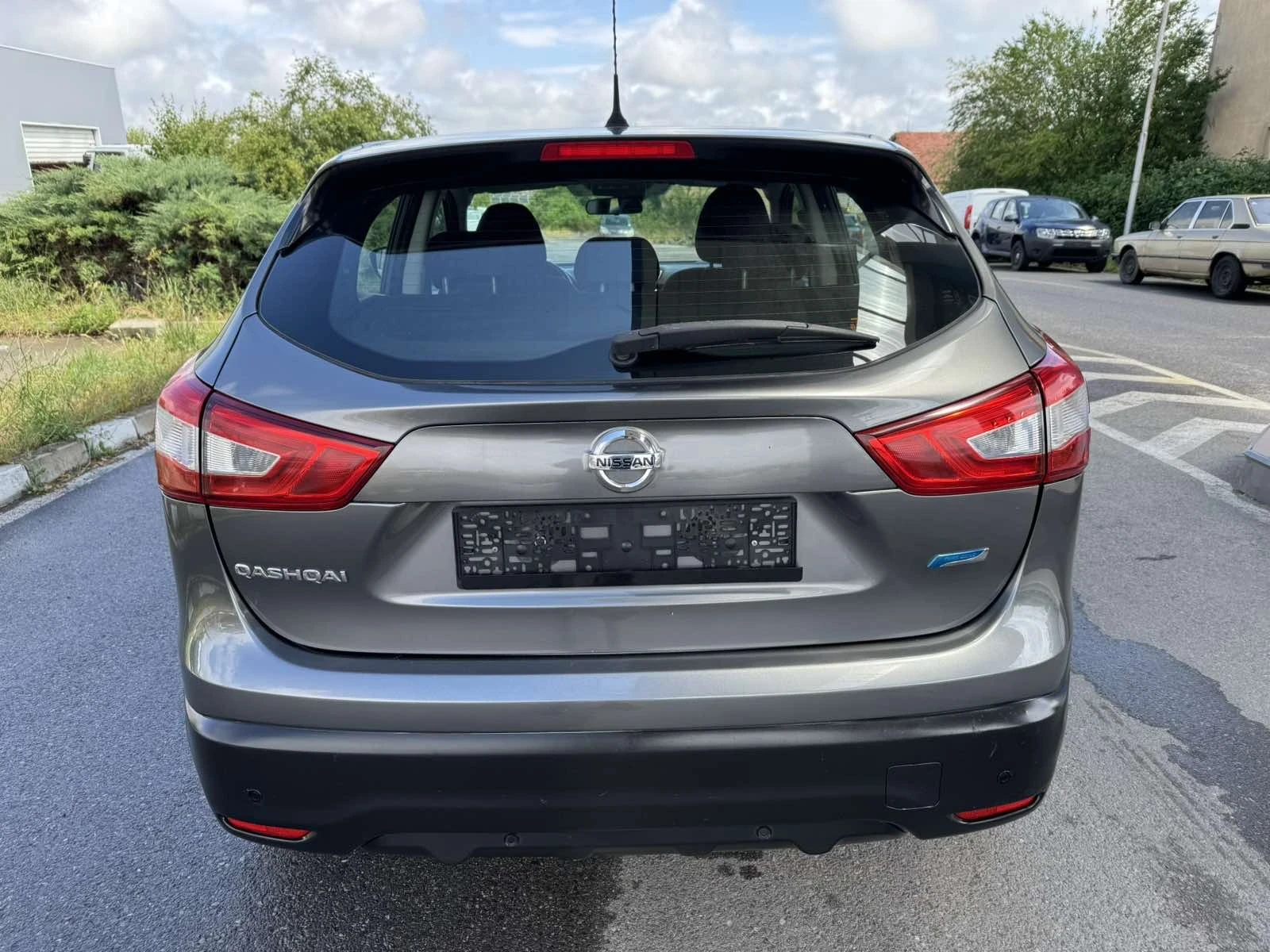 Nissan Qashqai Нов внос италия, снимка 7 - Автомобили и джипове - 55970902
