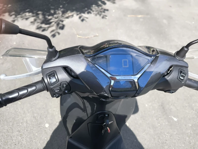 Honda Sh 125 KEY LES LED TC ABS, снимка 7 - Мотоциклети и мототехника - 51921971