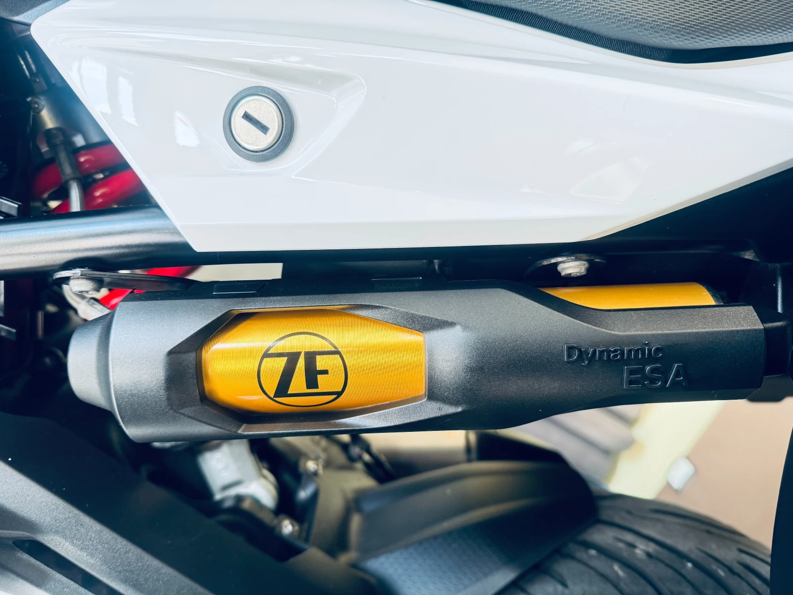 BMW F F 900 XR Внос от Швейцария, снимка 12 - Мотоциклети и мототехника - 54139473