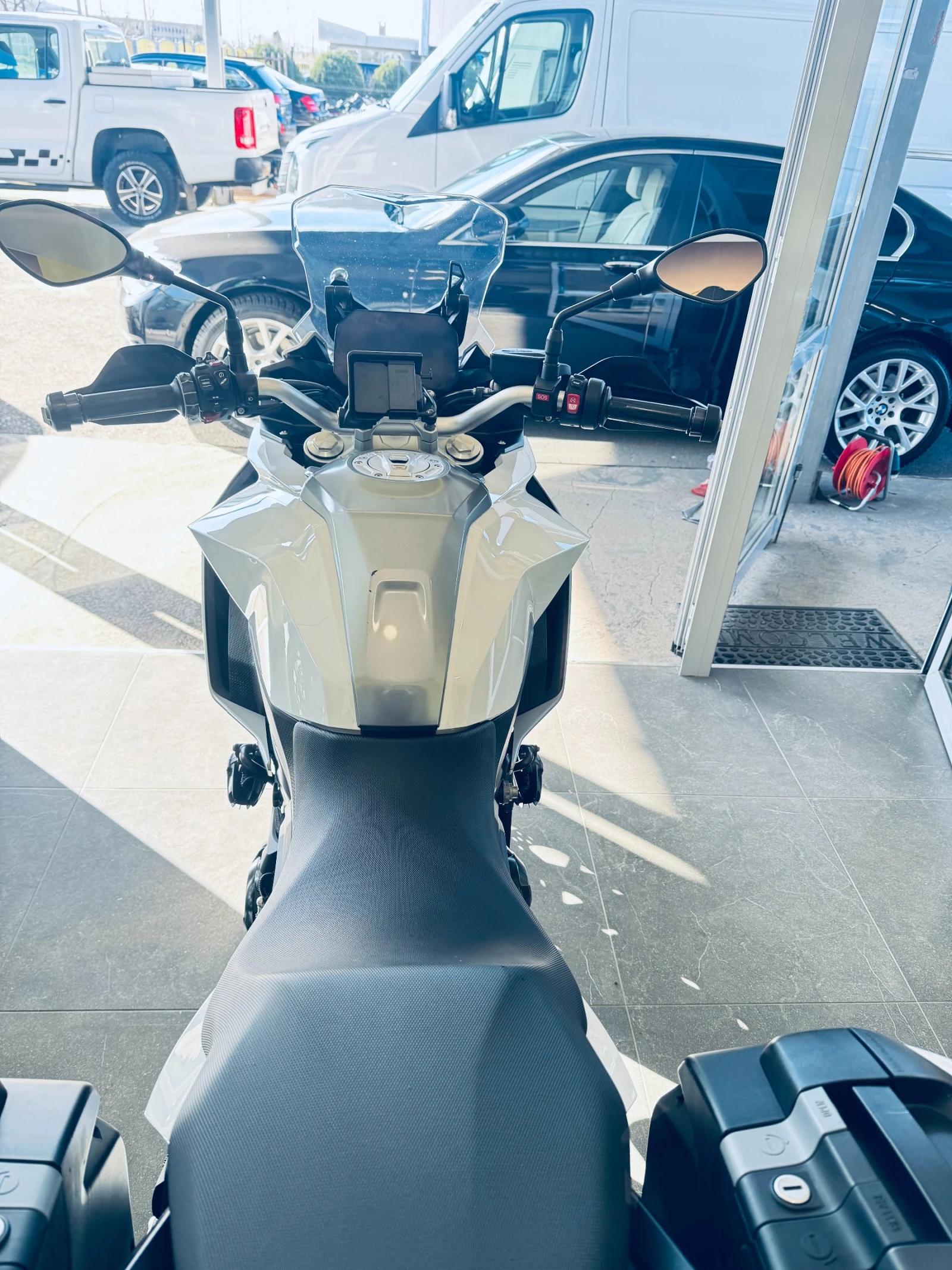 BMW F F 900 XR Внос от Швейцария, снимка 6 - Мотоциклети и мототехника - 54139473