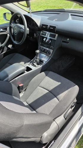 Mercedes-Benz C 180, снимка 10