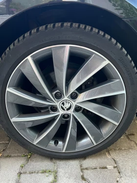Skoda Octavia 2.0-TDI Laurin&Klement / История/Дистроник/Памет, снимка 14
