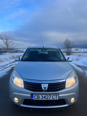 Dacia Sandero Klima 1.6 , снимка 1 - Автомобили и джипове - 45315842