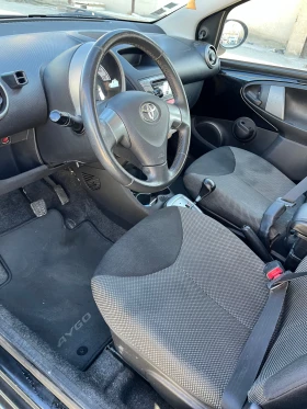 Toyota Aygo АВТОМАТИК* * * НОВ ВНОС* * * , снимка 10