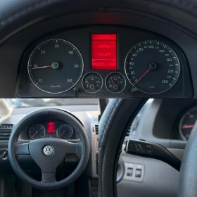VW Touran  1.9 TDI / 7 МЕСТА / АВТОПИЛОТ , снимка 10
