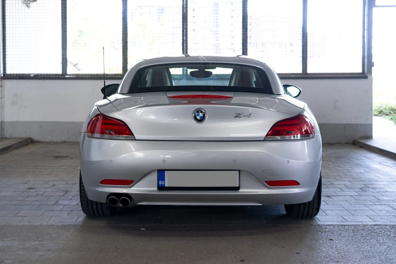 BMW Z4 sDrive23i, снимка 3 - Автомобили и джипове - 47236511