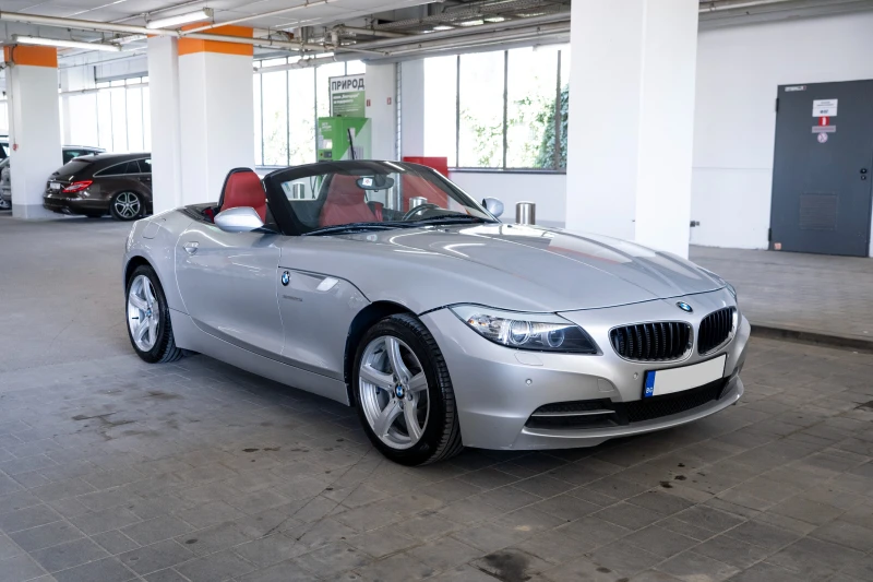 BMW Z4 sDrive23i, снимка 9 - Автомобили и джипове - 47236511