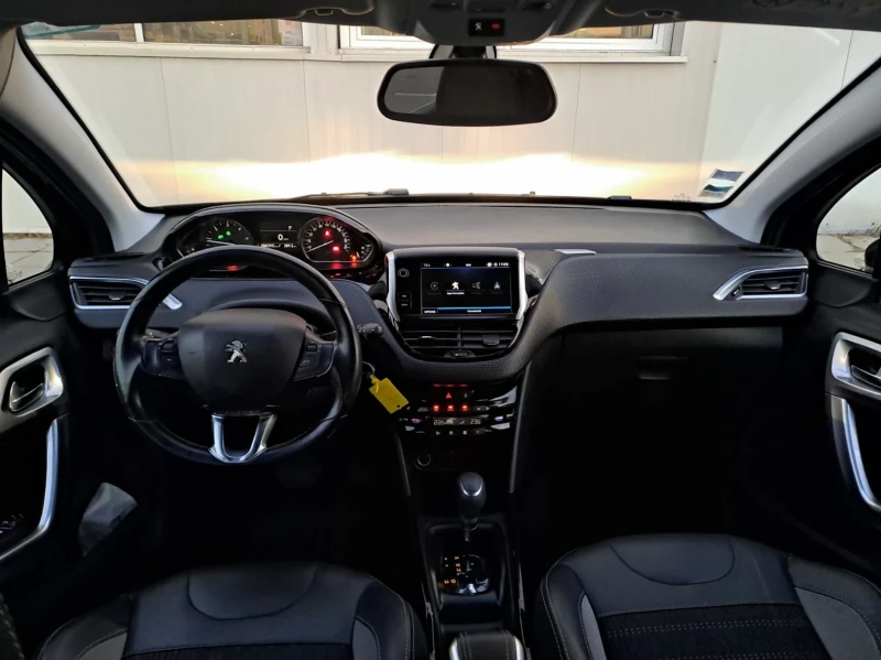 Peugeot 2008 Allure 1.5 HDI * AUTO* 88 хил.км* , снимка 12 - Автомобили и джипове - 47782512