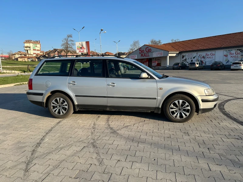 VW Passat, снимка 4 - Автомобили и джипове - 49592216