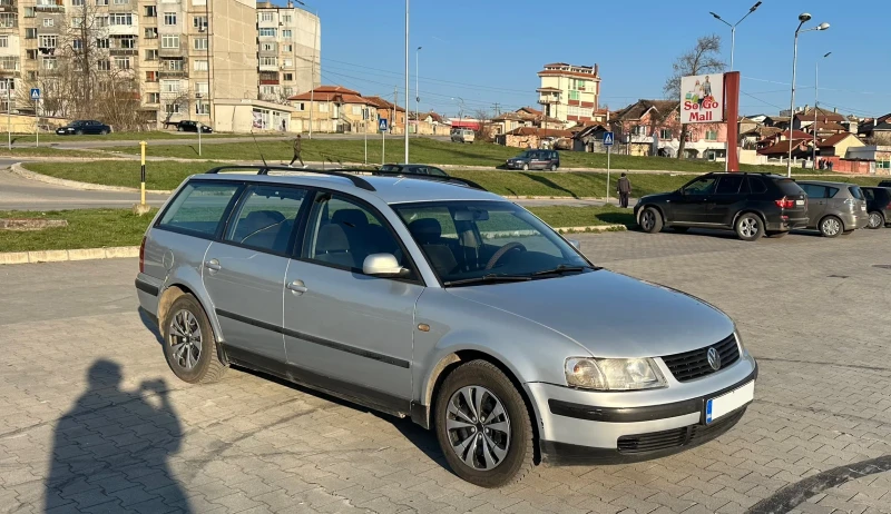 VW Passat, снимка 3 - Автомобили и джипове - 49592216