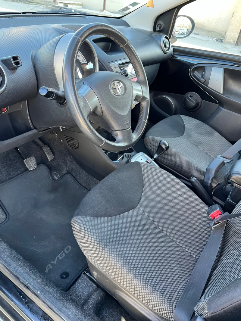 Toyota Aygo АВТОМАТИК* * * НОВ ВНОС* * * , снимка 10 - Автомобили и джипове - 49598855