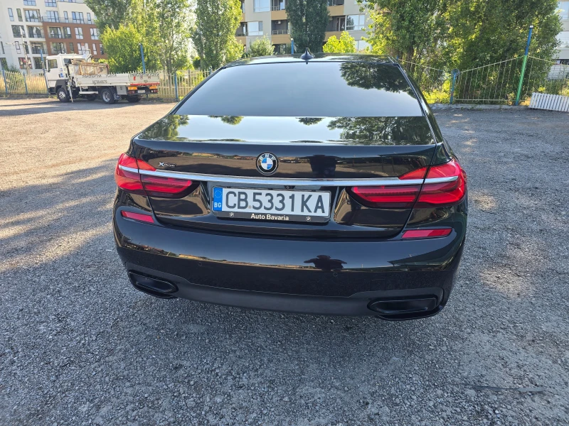 BMW 750 750 Xdrve, снимка 10 - Автомобили и джипове - 50845536