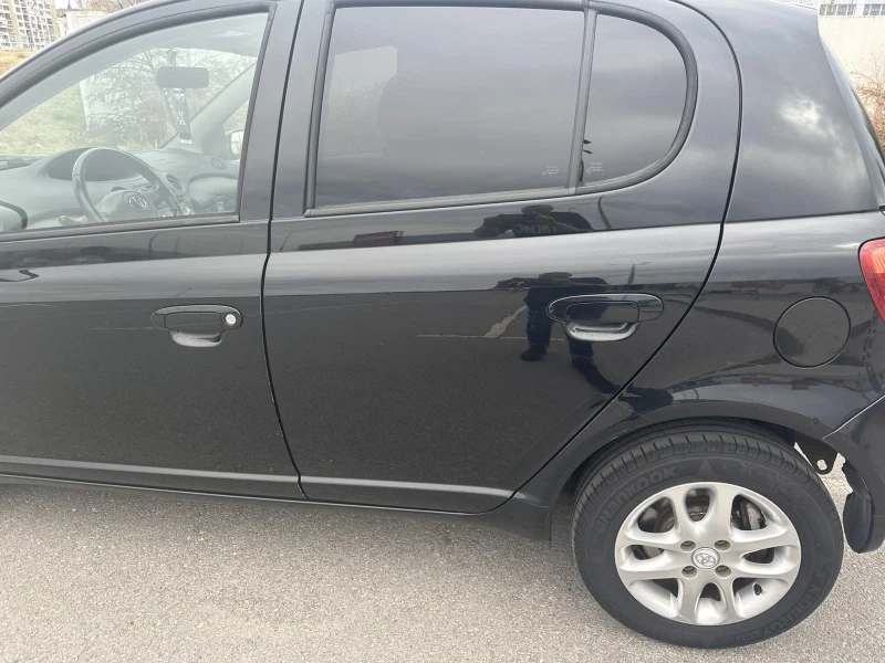 Toyota Yaris УНИКАТ!!, снимка 8 - Автомобили и джипове - 52420572