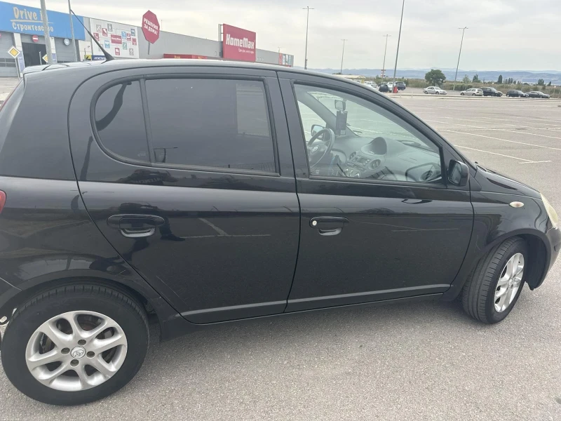Toyota Yaris УНИКАТ!!, снимка 7 - Автомобили и джипове - 52420572